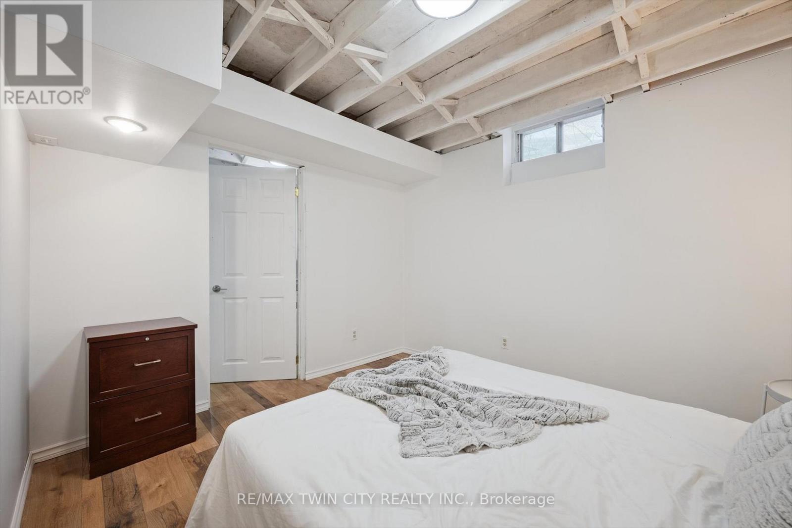 98 Old Maple Lane, Kitchener, Ontario  N2N 3B3 - Photo 28 - X12740204