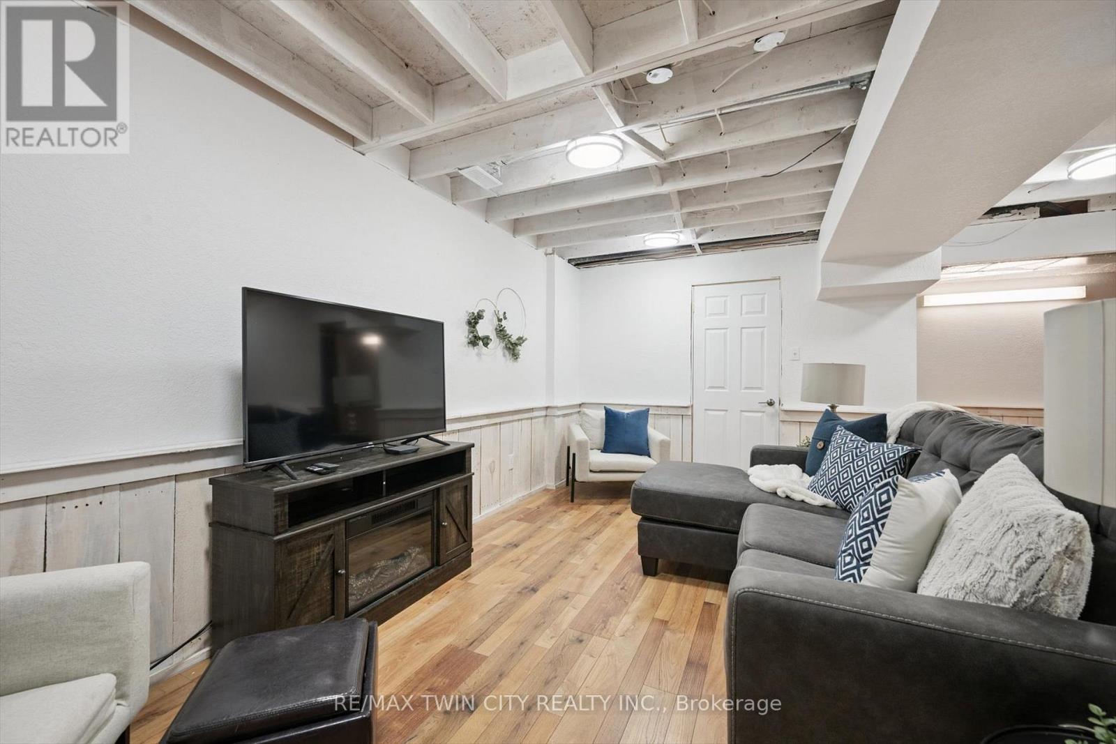 98 Old Maple Lane, Kitchener, Ontario  N2N 3B3 - Photo 30 - X12740204