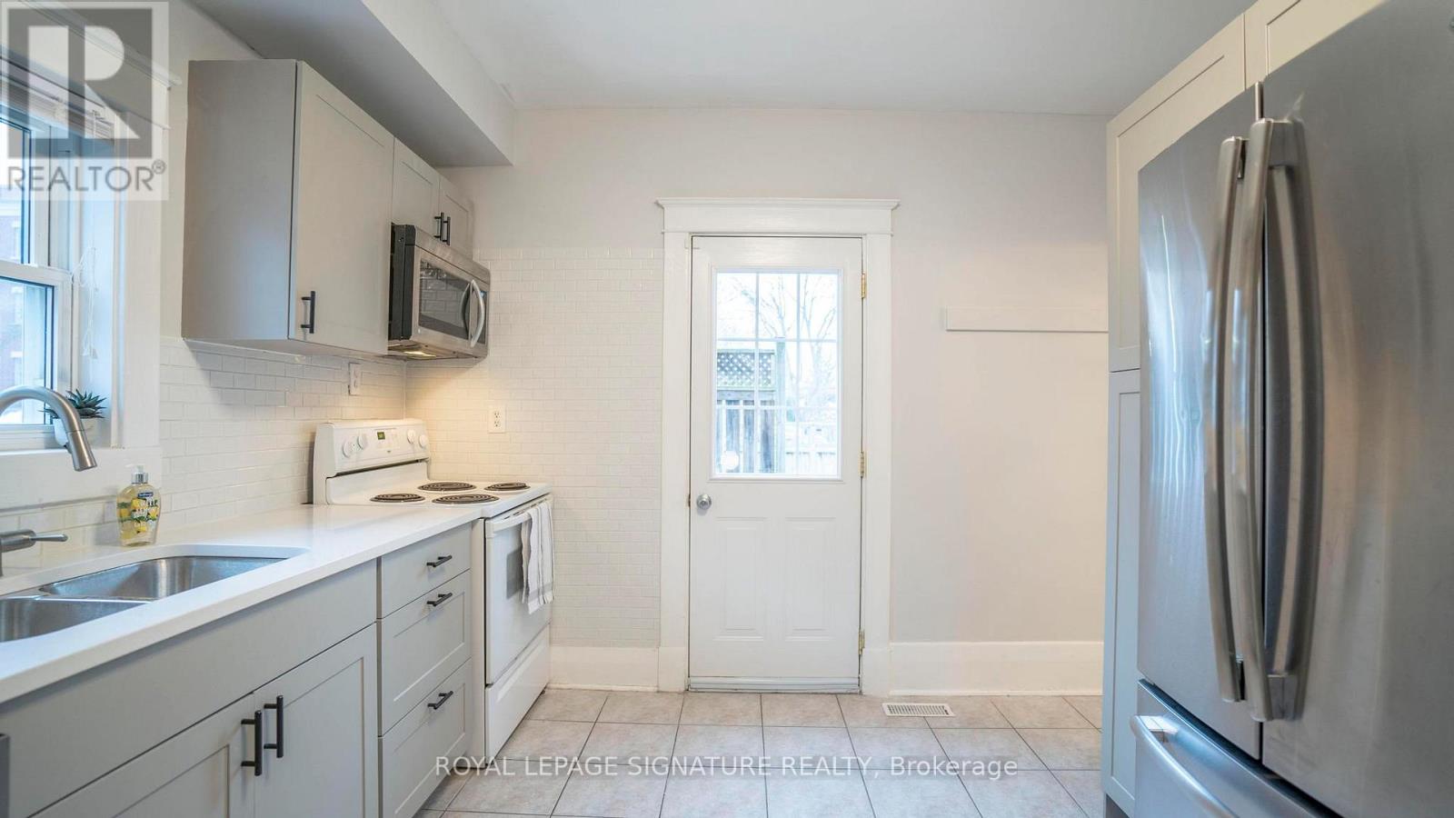 2 Mcdonald Avenue, London North, Ontario  N6G 1B1 - Photo 18 - X12740274