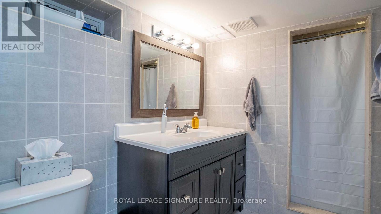 2 Mcdonald Avenue, London North, Ontario  N6G 1B1 - Photo 34 - X12740274