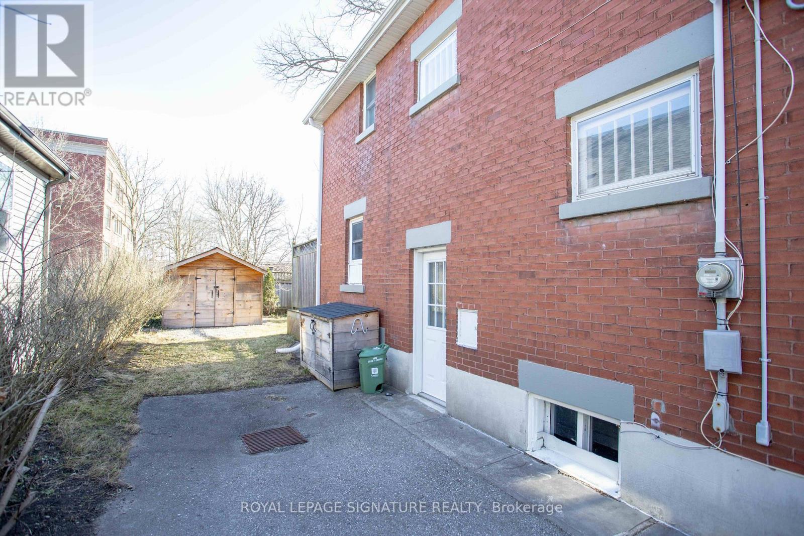 2 Mcdonald Avenue, London North, Ontario  N6G 1B1 - Photo 35 - X12740274