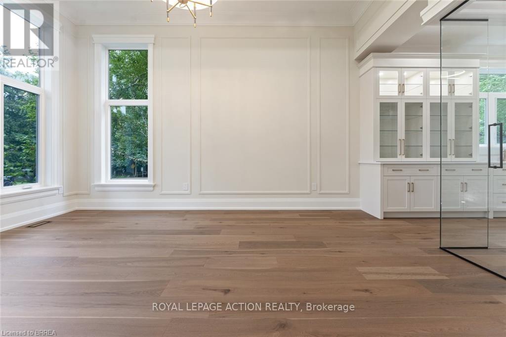 150 St Margarets Road, Hamilton, Ontario  L9G 2L2 - Photo 8 - X12740282