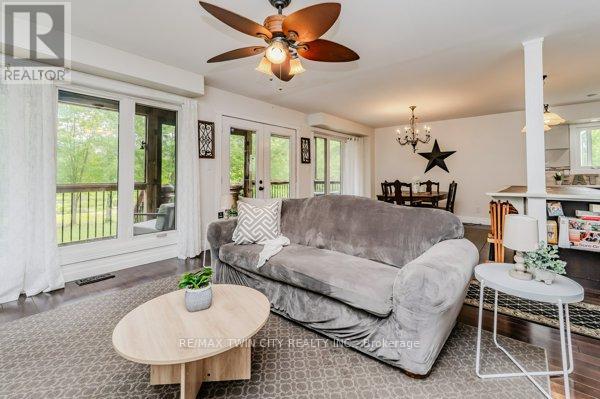 5 Bridge Road, Magnetawan, Ontario  P0A 1P0 - Photo 11 - X12740302