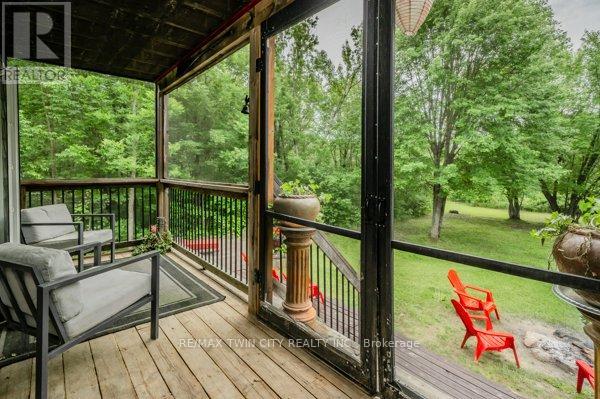5 Bridge Road, Magnetawan, Ontario  P0A 1P0 - Photo 13 - X12740302