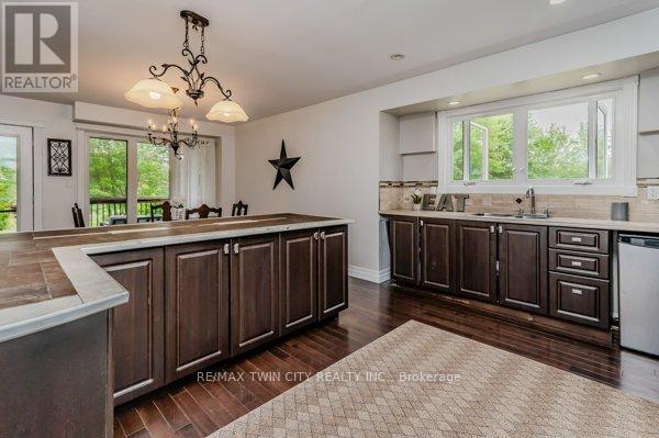 5 Bridge Road, Magnetawan, Ontario  P0A 1P0 - Photo 16 - X12740302