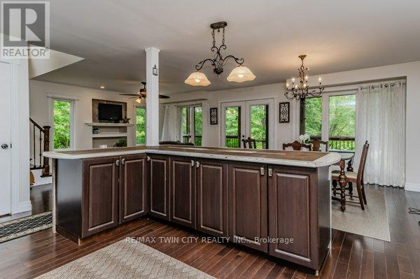 5 Bridge Road, Magnetawan, Ontario  P0A 1P0 - Photo 19 - X12740302