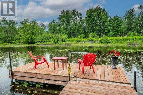 5 Bridge Road, Magnetawan, Ontario  P0A 1P0 - Photo 33 - X12740302