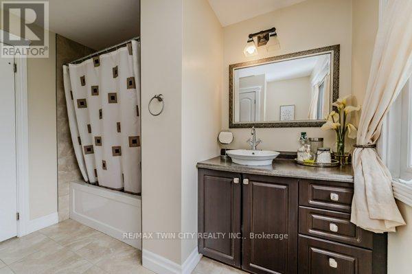 5 Bridge Road, Magnetawan, Ontario  P0A 1P0 - Photo 36 - X12740302