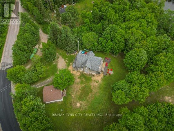 5 Bridge Road, Magnetawan, Ontario  P0A 1P0 - Photo 43 - X12740302