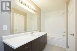 78 - 701 Homer Watson Boulevard, Kitchener, Ontario  N2C 0B5 - Photo 11 - X12740350