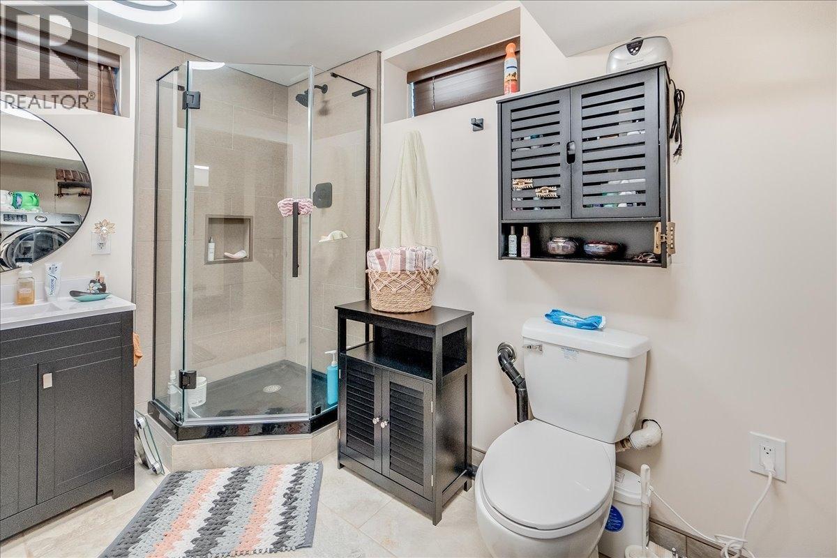 6010 Harrop-Procter Road, Nelson, British Columbia  V1L 6P7 - Photo 43 - 10365212