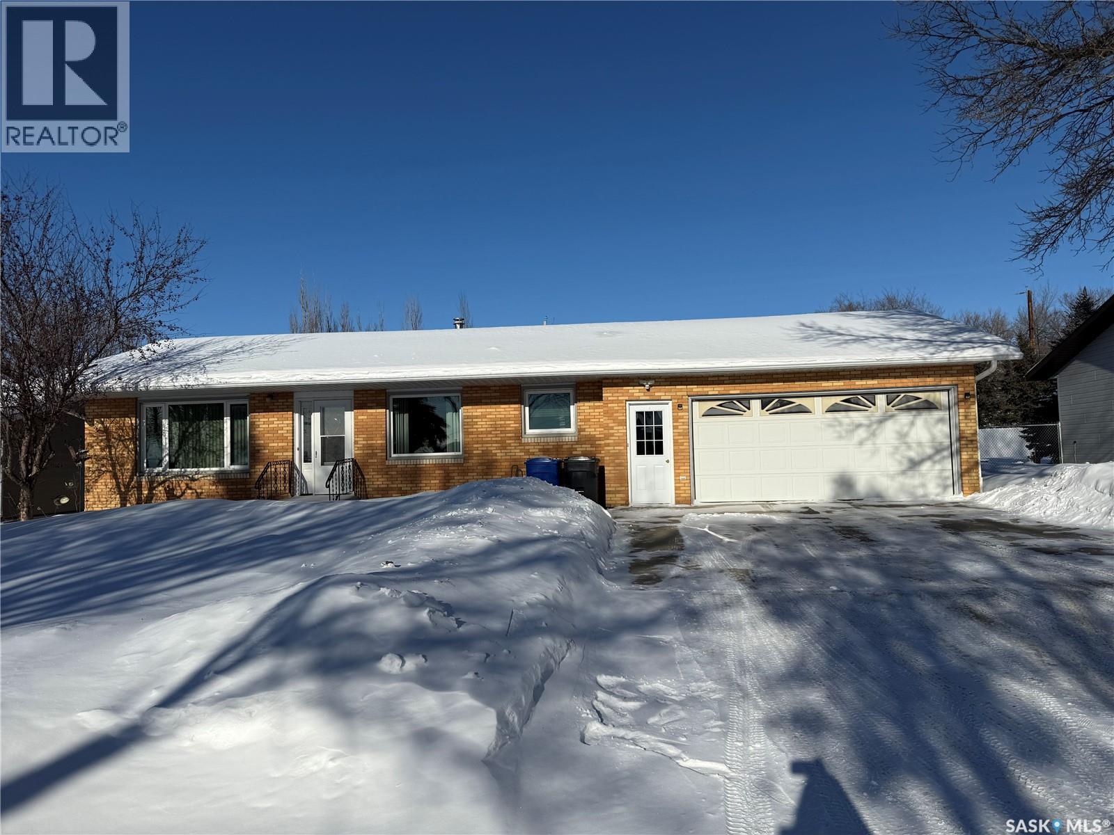 221 Assiniboine Terrace, Kamsack, Saskatchewan  S0A 1S0 - Photo 2 - SK027567