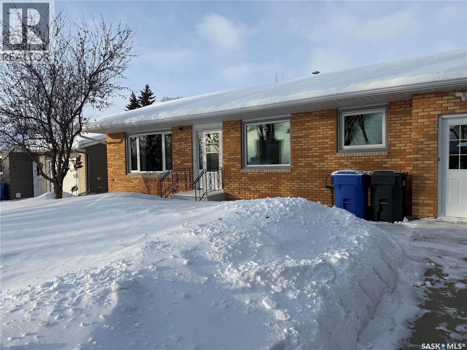 221 Assiniboine Terrace, Kamsack, Saskatchewan  S0A 1S0 - Photo 3 - SK027567