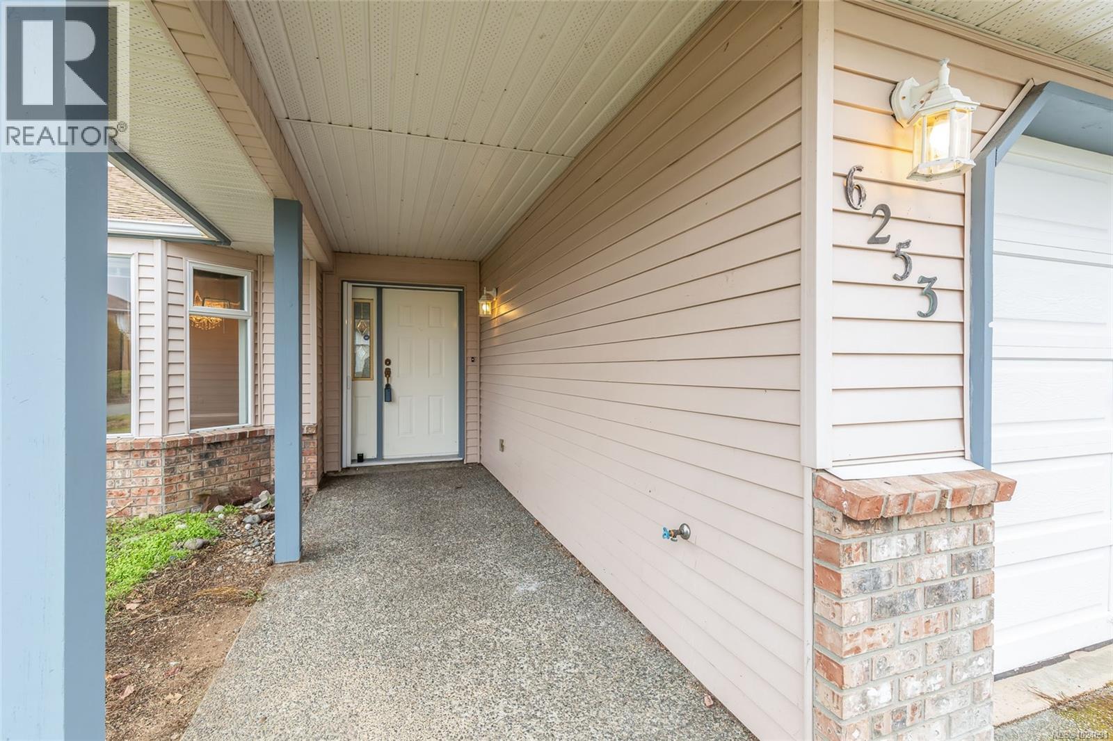 6253 Olympia Way, Nanaimo, British Columbia  V9V 1C2 - Photo 3 - 1024691