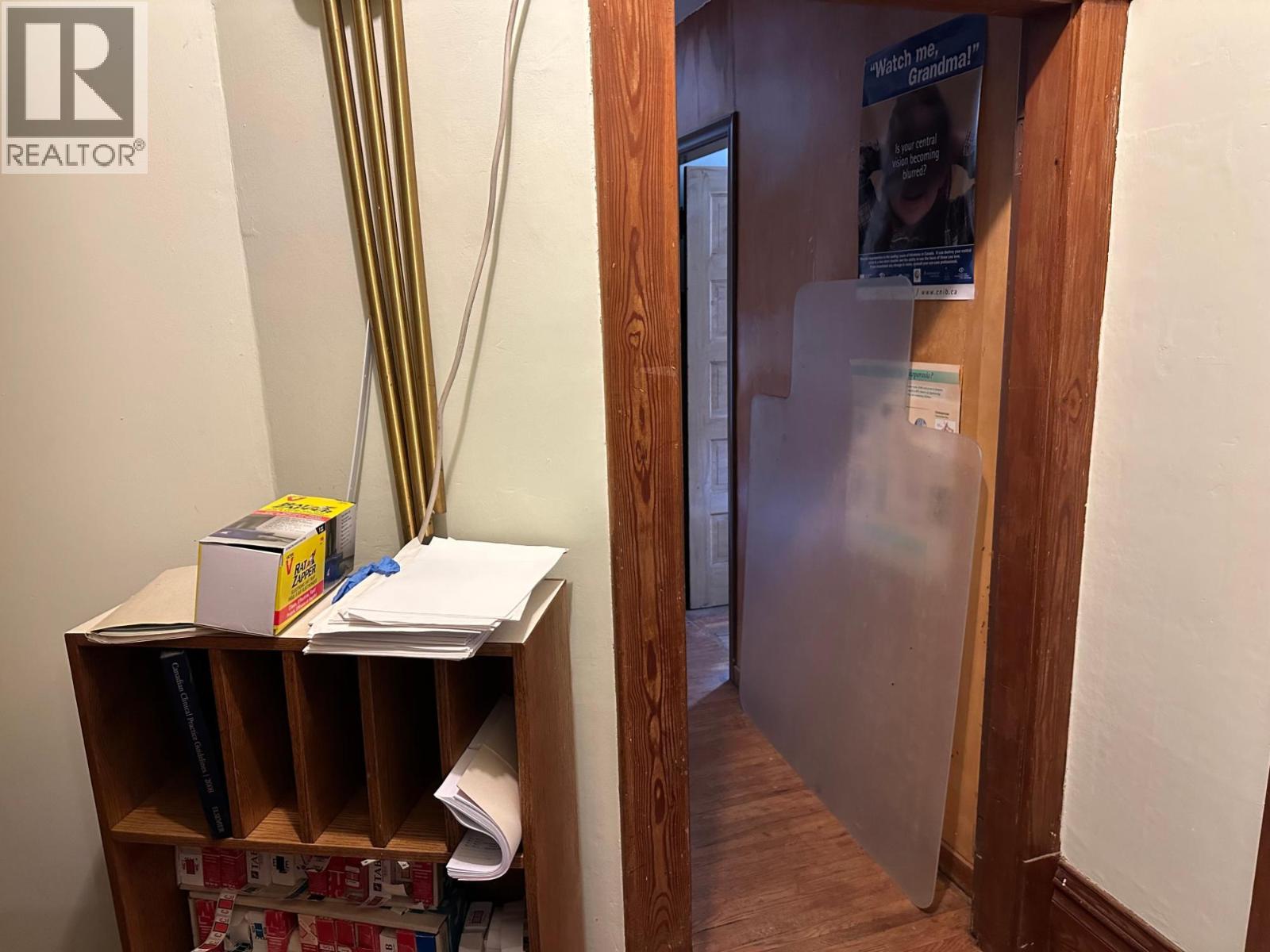 815 Baker Street, Nelson, British Columbia  V1L 4J8 - Photo 19 - 10374251