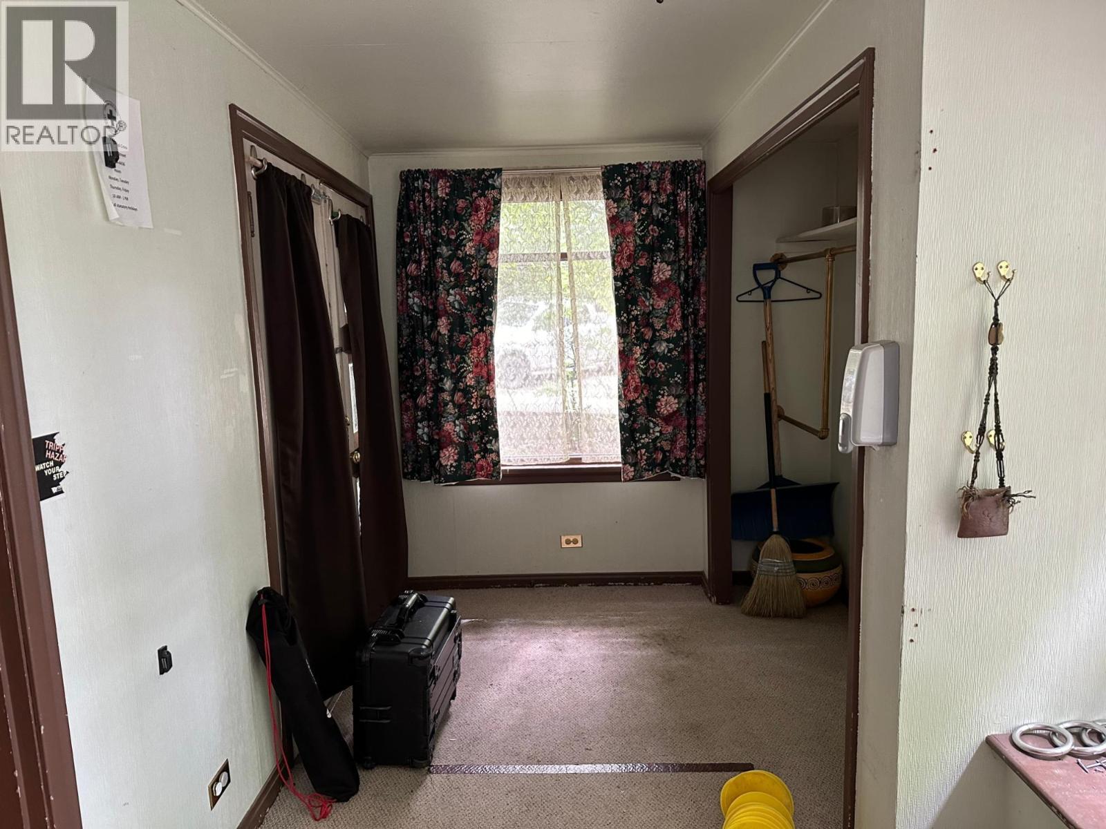 815 Baker Street, Nelson, British Columbia  V1L 4J8 - Photo 21 - 10374251