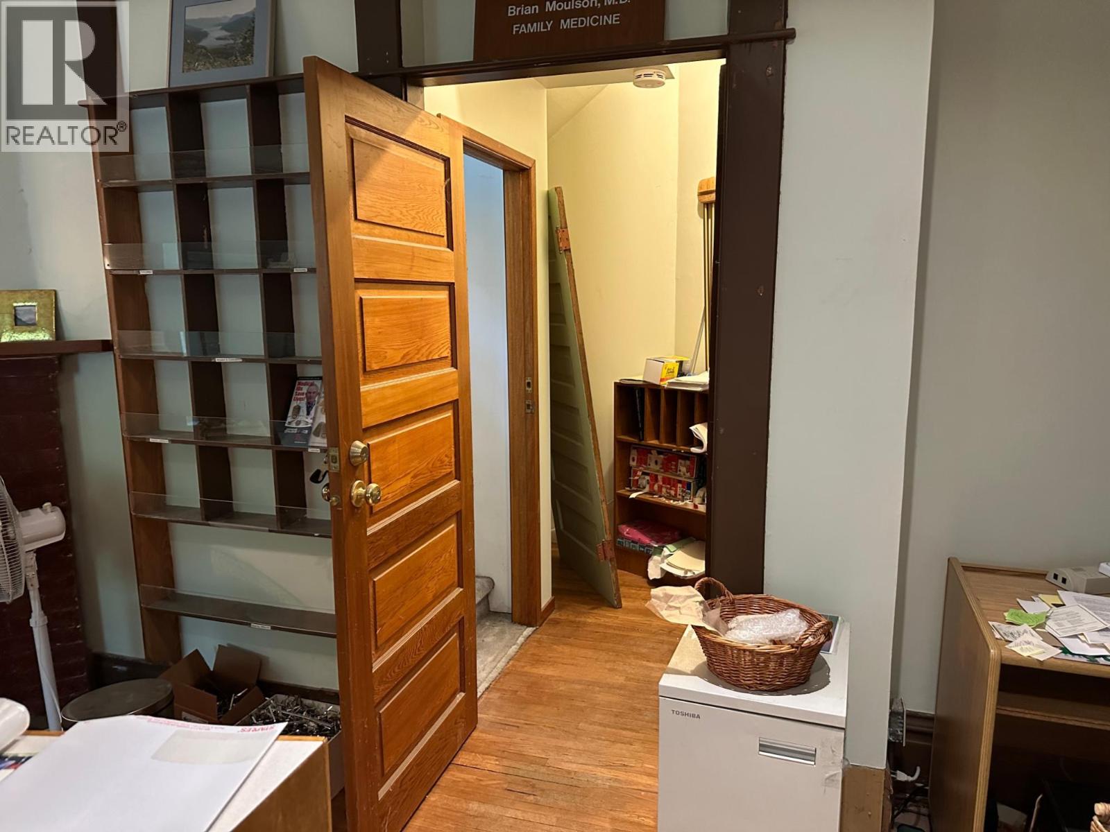 815 Baker Street, Nelson, British Columbia  V1L 4J8 - Photo 20 - 10374251