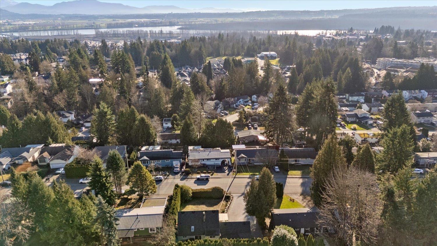 32485 Mcrae Avenue, Mission, British Columbia  V2V 2L6 - Photo 37 - R3084330