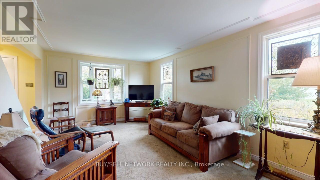 947 Division Road, Otonabee-South Monaghan, Ontario  K0L 2H0 - Photo 20 - X12479554