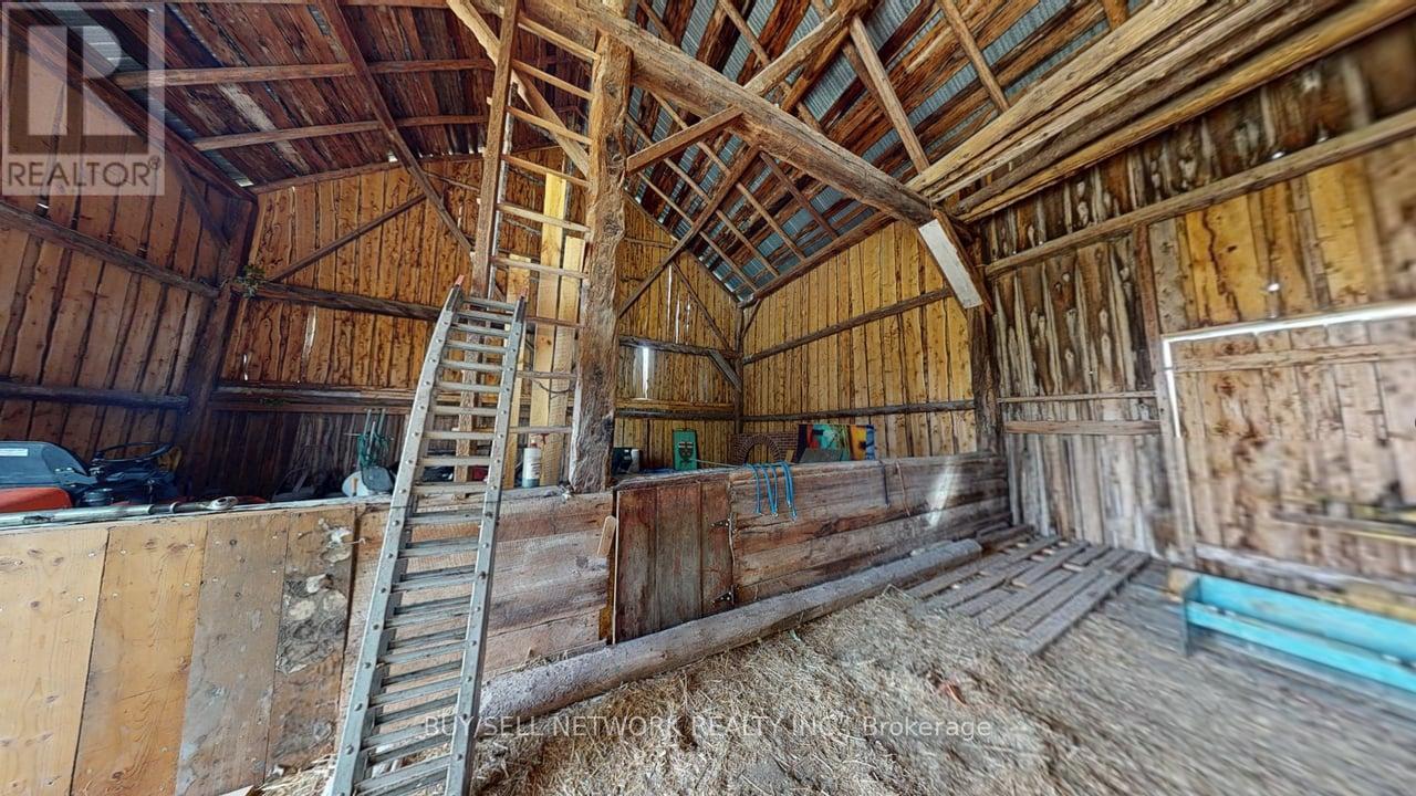 947 Division Road, Otonabee-South Monaghan, Ontario  K0L 2H0 - Photo 43 - X12479554