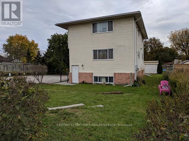 9 Pacific Street, Quinte West (Trenton Ward), Ontario  K8V 2B6 - Photo 1 - X12739740