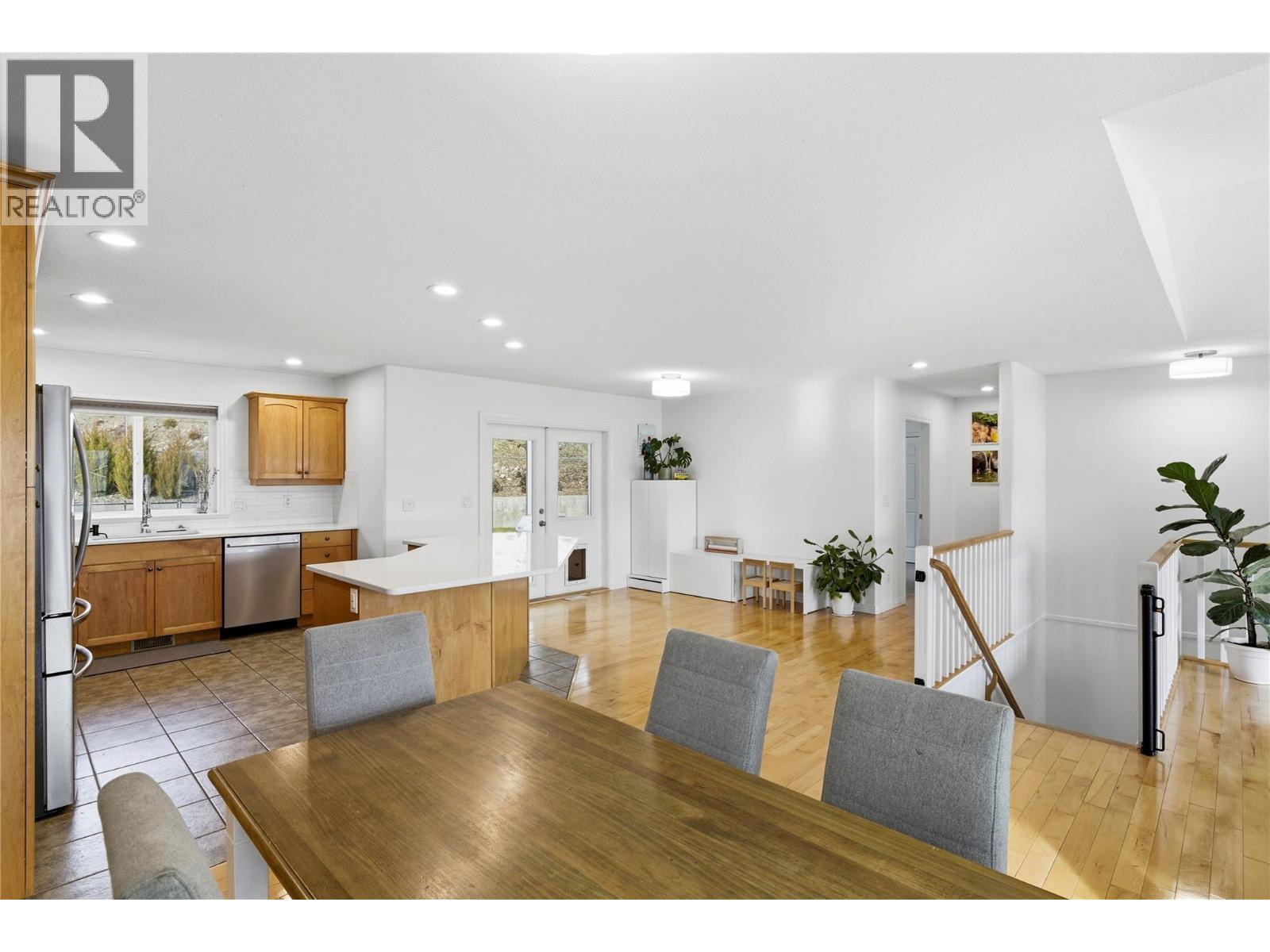 1492 Longley Crescent, Kelowna, British Columbia  V1P 1M8 - Photo 9 - 10373888