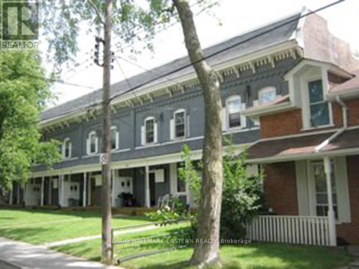 378 Stewart Street, Peterborough (Town Ward 3), Ontario  K9H 4B1 - Photo 1 - X12740408