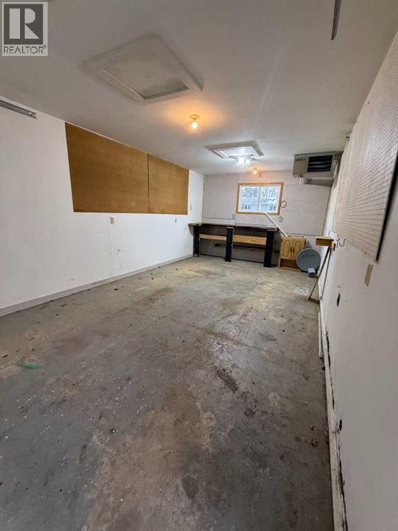 10303 105 Street W, High Level, Alberta  T0H 1Z0 - Photo 15 - A2269988