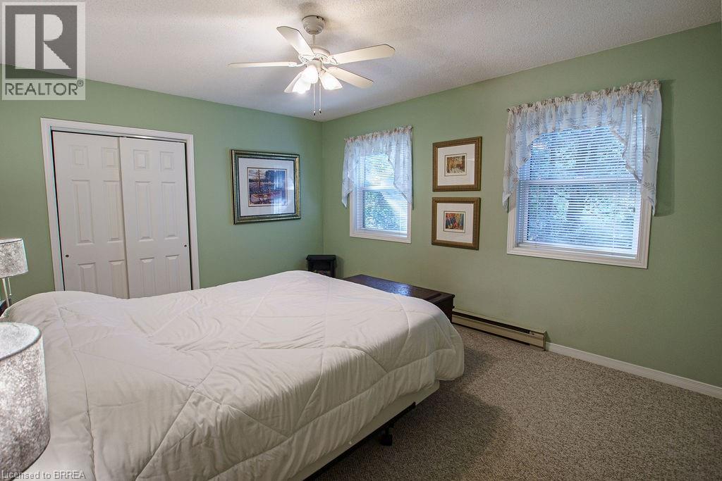 9928 Superior Street, Port Franks, Ontario  N0M 2L0 - Photo 16 - 40773603