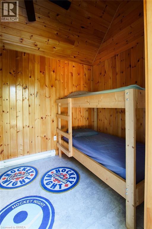 Photo 24 of 37 for 9928 Superior Street