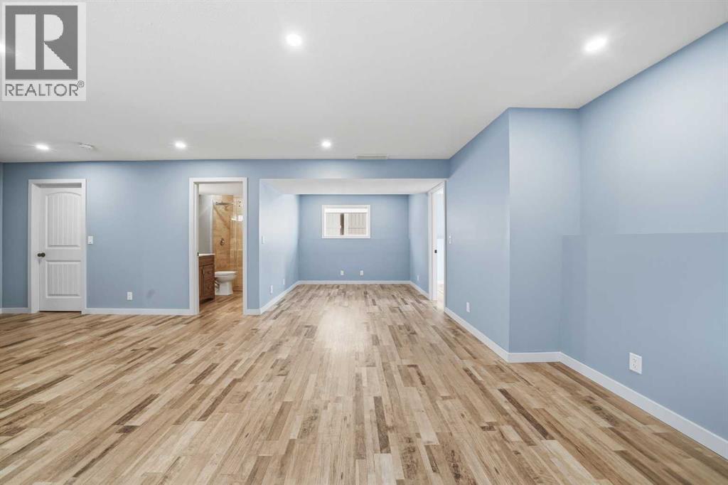 9 Thomas Place, Red Deer, Alberta  T4P 0L7 - Photo 22 - A2271904