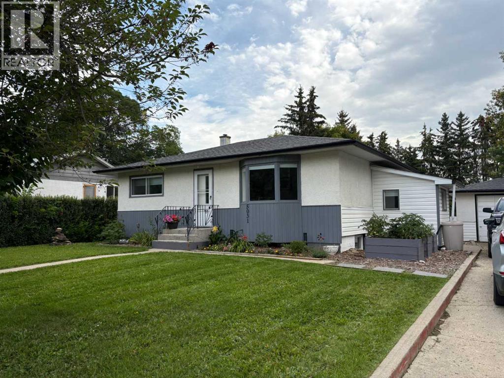 5031 57 Street, Lacombe, Alberta  T4L 1X8 - Photo 32 - A2281738