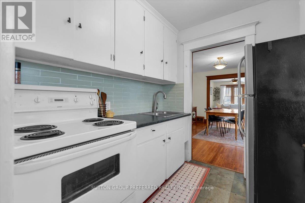 18 Tecumseh Avenue E, London South, Ontario  N6C 1R6 - Photo 21 - X12740394