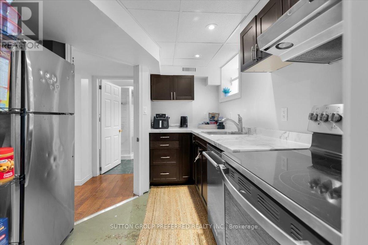 18 Tecumseh Avenue E, London South, Ontario  N6C 1R6 - Photo 39 - X12740394