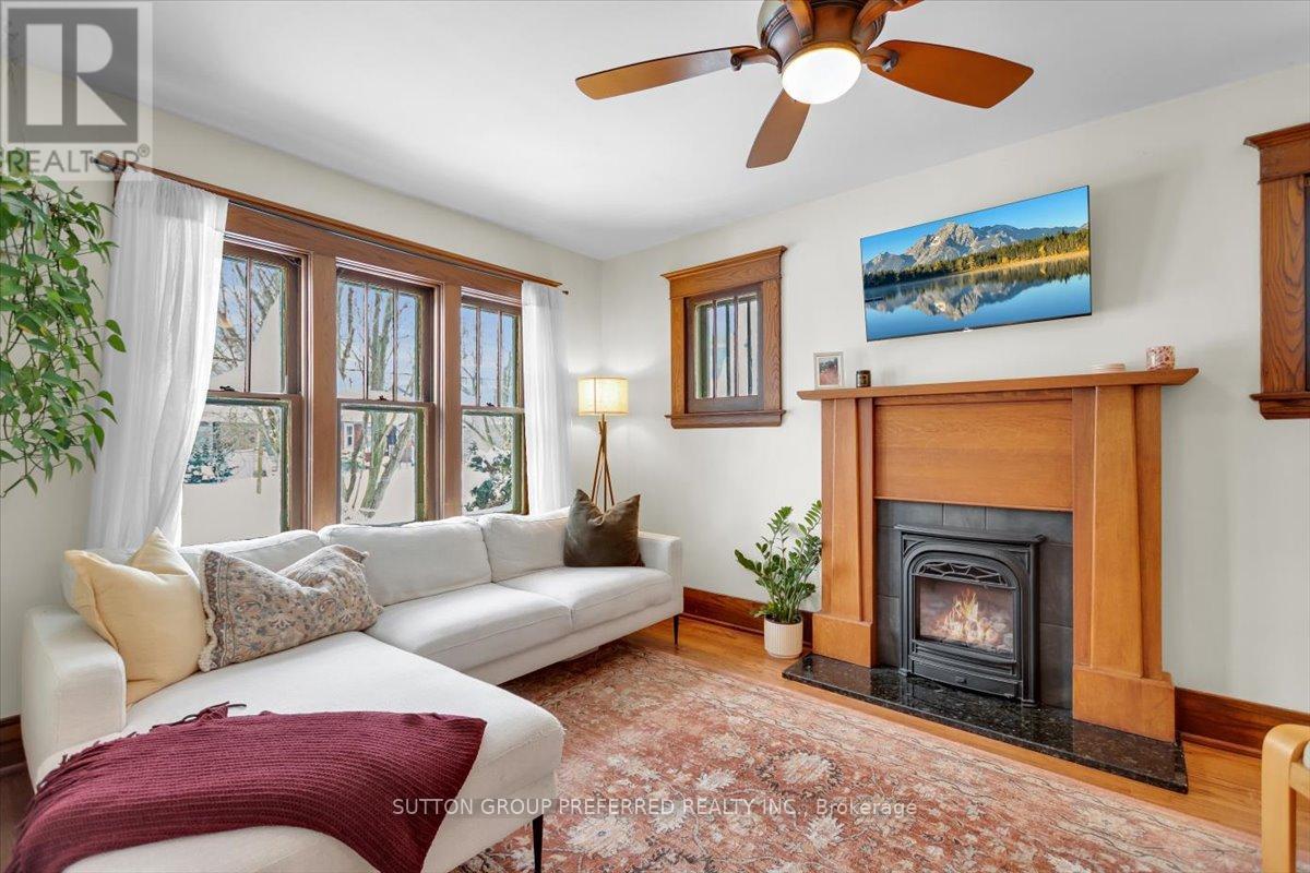 18 Tecumseh Avenue E, London South, Ontario  N6C 1R6 - Photo 9 - X12740394