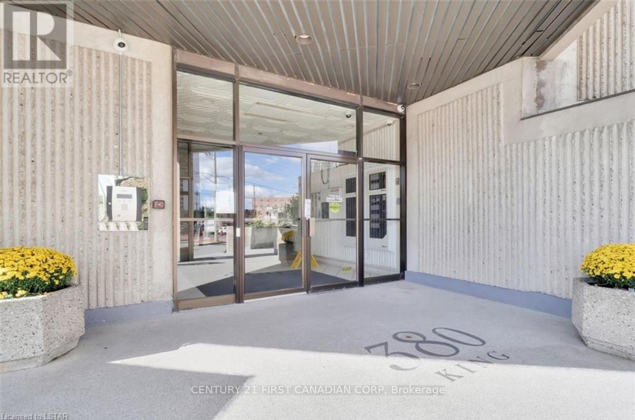 803 - 380 King Street, London East, Ontario  N6B 3L6 - Photo 3 - X12740422