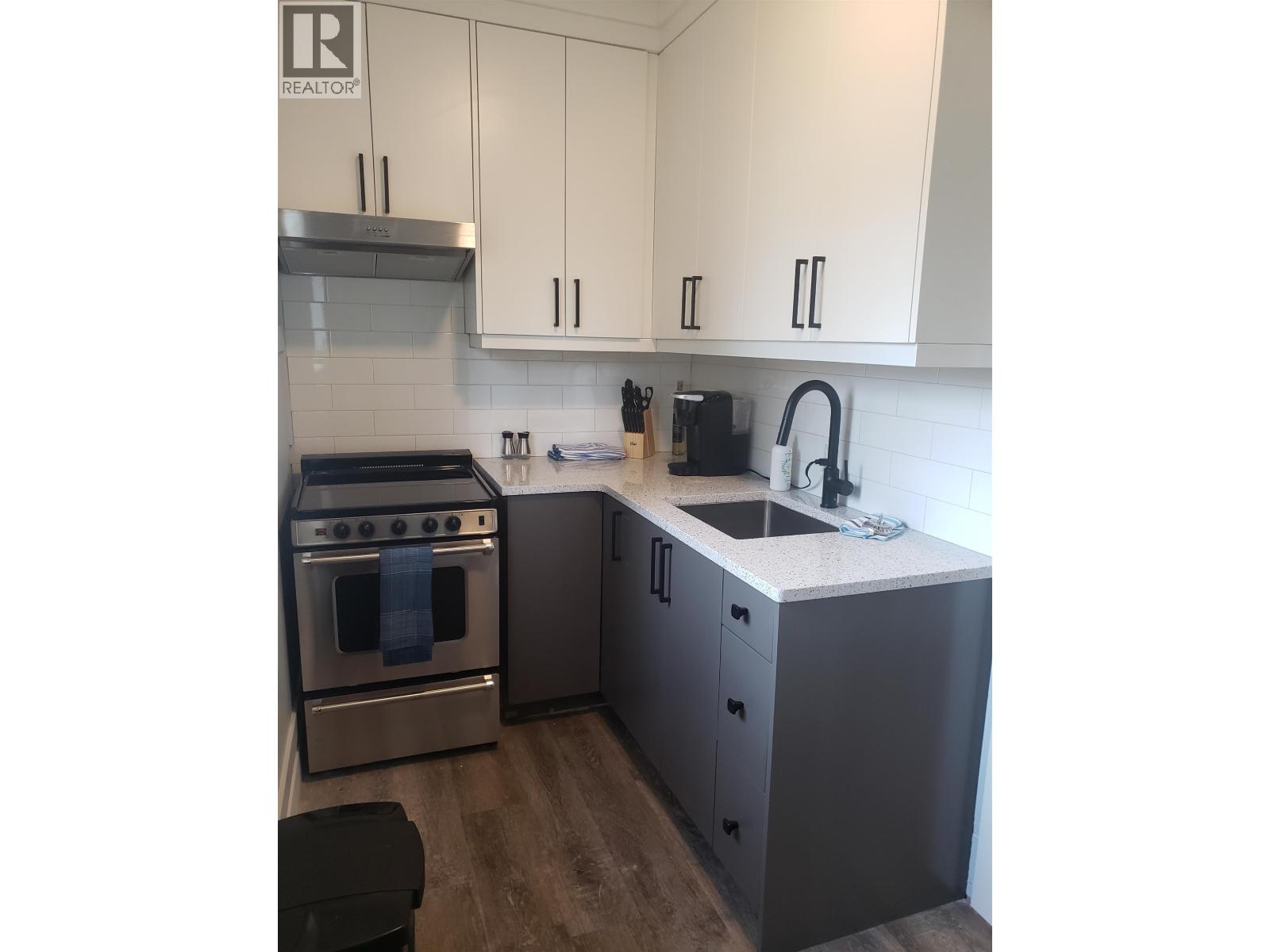 753-755 Alward Street, Prince George, British Columbia V2M 2E6 - Photo 6 - R3084599