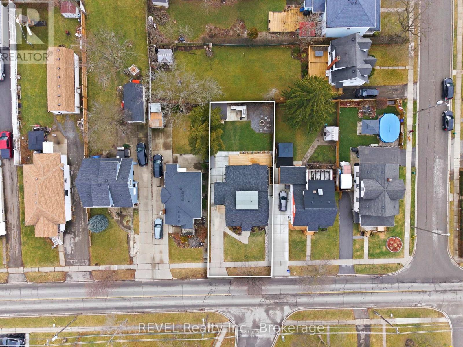 18 Lincoln Avenue, St. Catharines, Ontario  L2P 2C6 - Photo 46 - X12738884