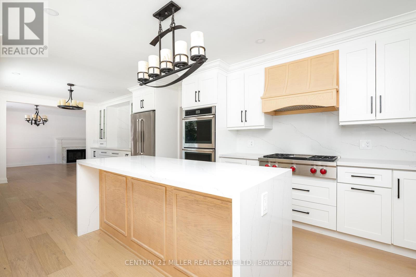 134 Abbey Court, Oakville, Ontario  L6J 4L1 - Photo 11 - W12730744