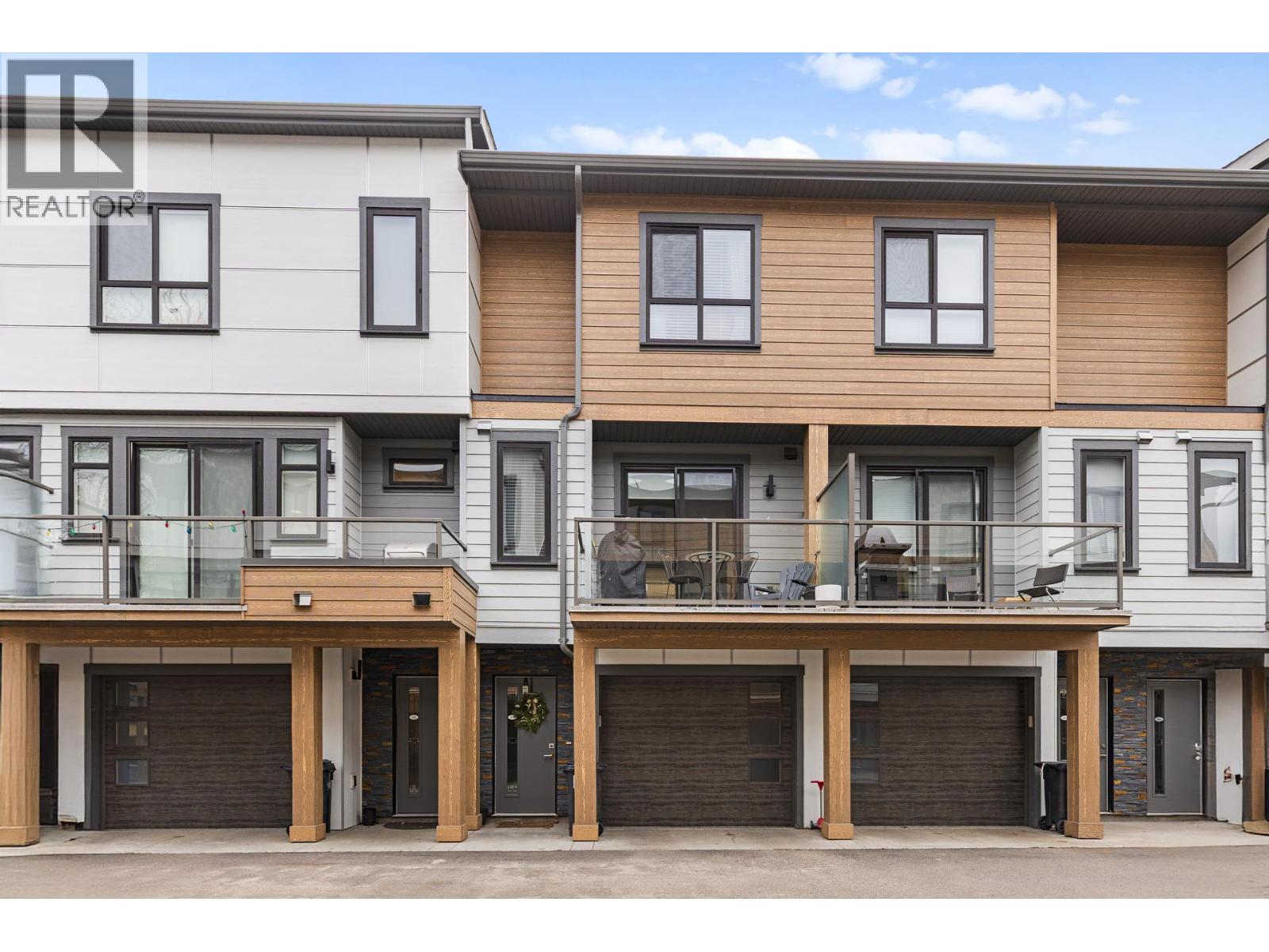 11581 Rogers Road Unit# 203, Lake Country, British Columbia