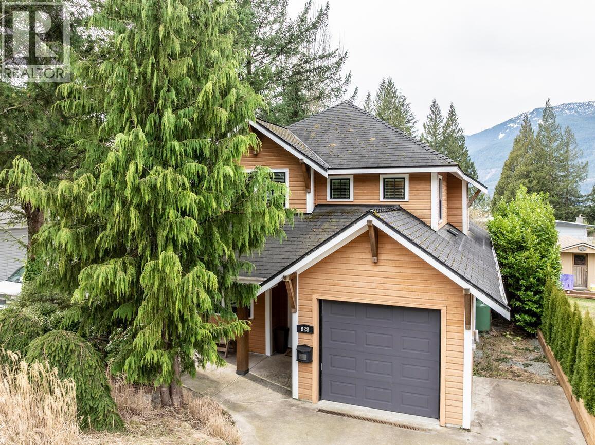 828 Britannia Way, Squamish, British Columbia  V0N 1J0 - Photo 26 - R3084662