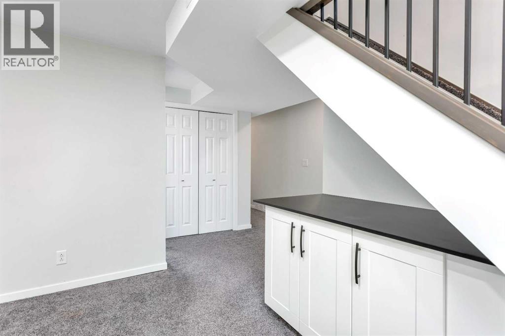 57 Erickson Drive, Red Deer, Alberta  T4R 1X8 - Photo 21 - A2263090