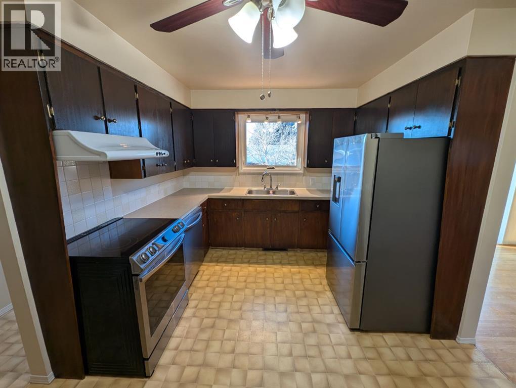 1904 18 Street N, Lethbridge, Alberta  T1H 4H2 - Photo 12 - A2276665