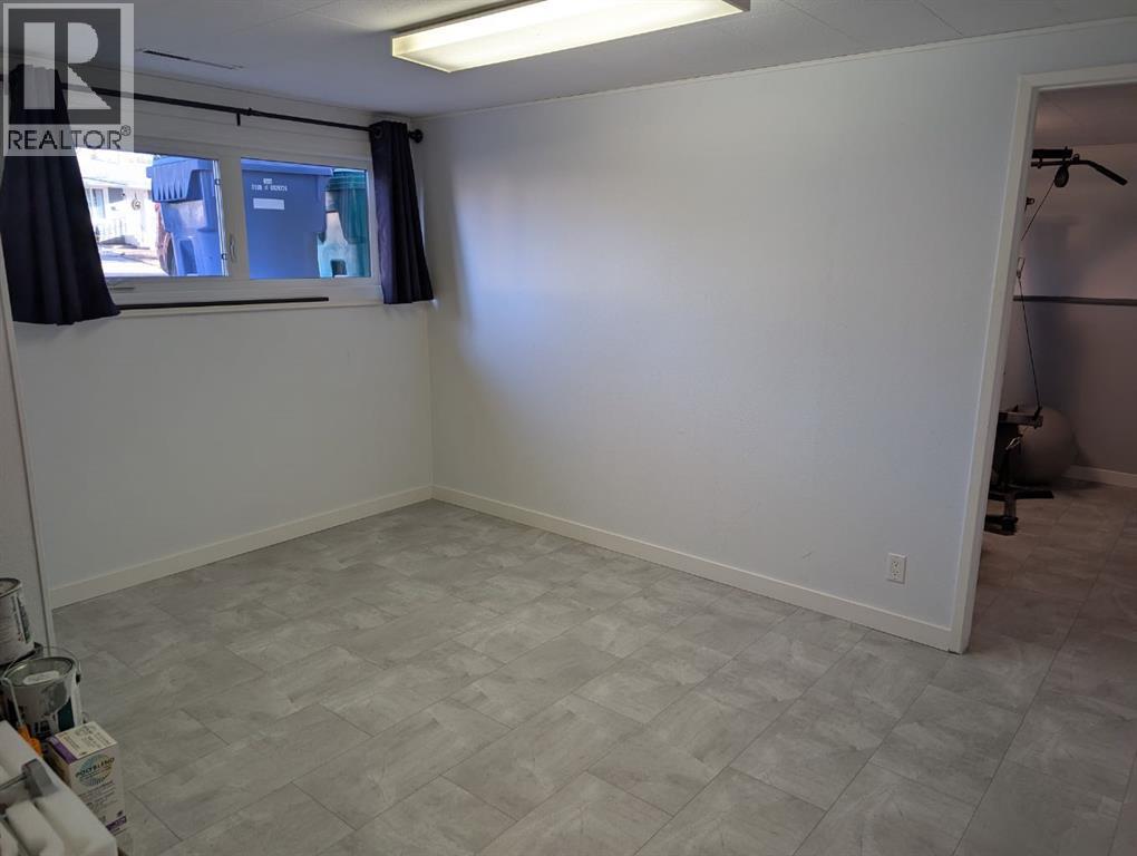 1904 18 Street N, Lethbridge, Alberta  T1H 4H2 - Photo 24 - A2276665