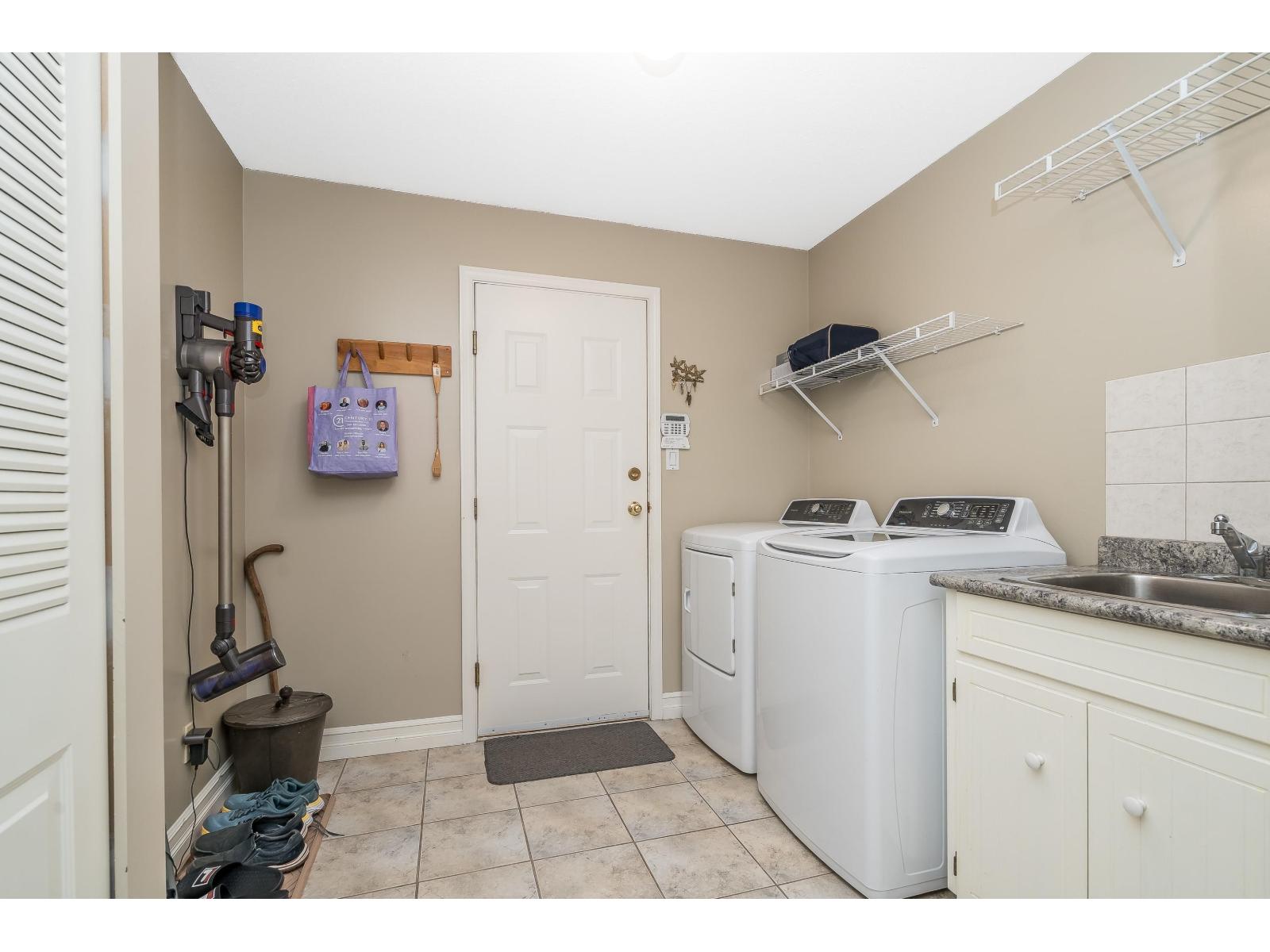 15475 Kilmore Court, Surrey, British Columbia  V3S 6N8 - Photo 37 - R3084527