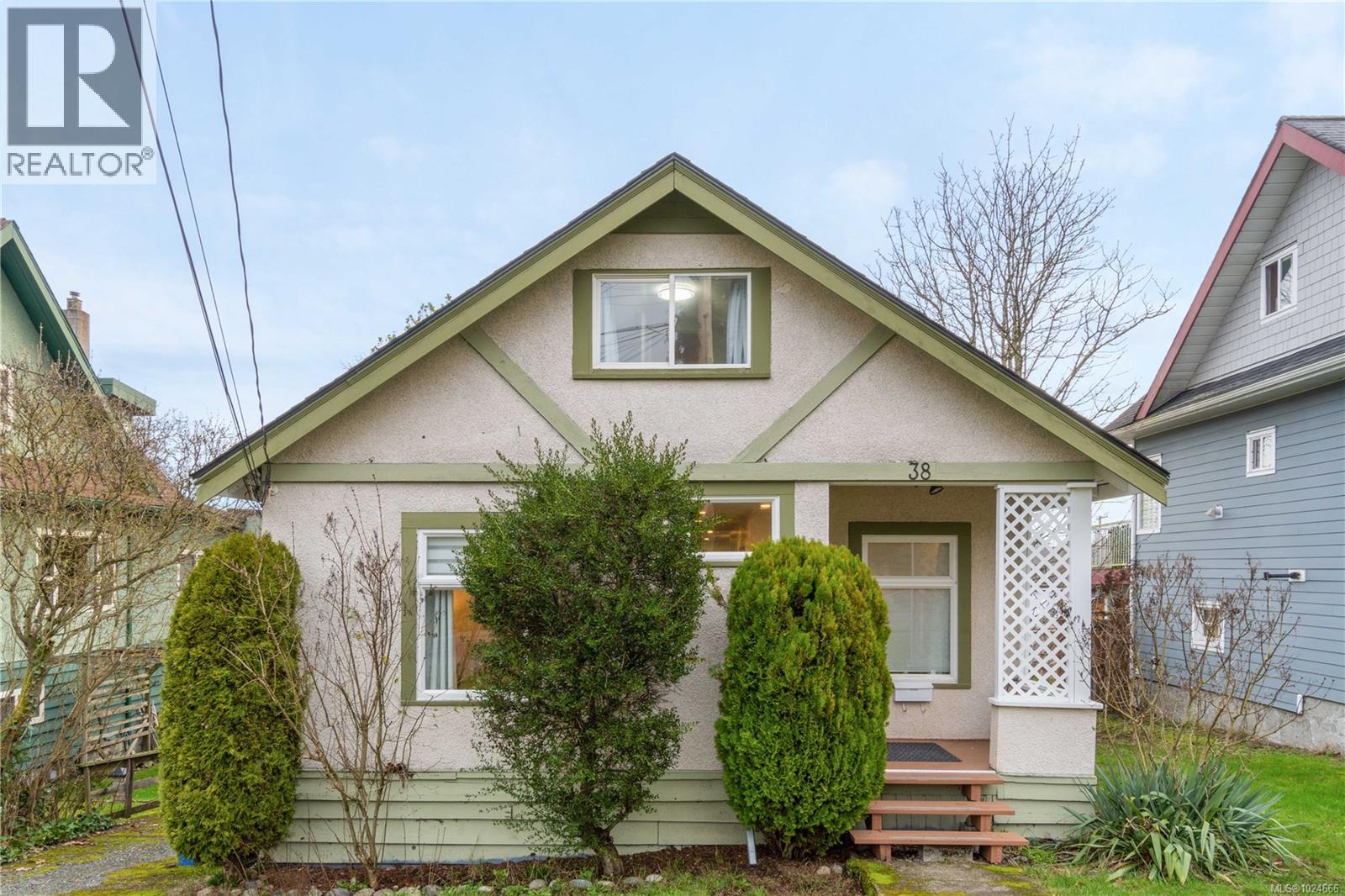 38 Machleary St, Nanaimo, British Columbia  V9R 2G4 - Photo 3 - 1024666