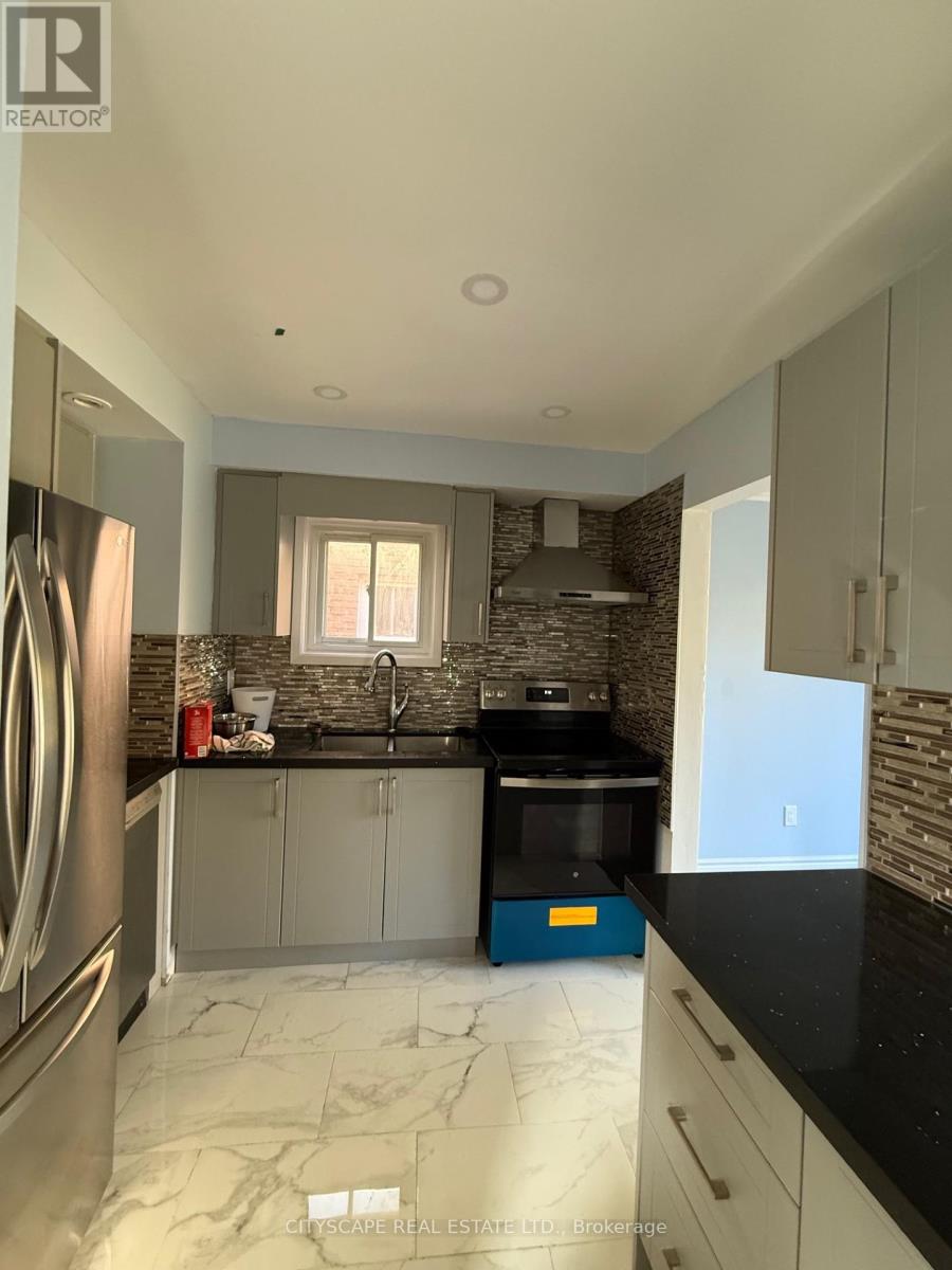 82 Chatfield Drive, Ajax, Ontario  L1T 2J9 - Photo 9 - E12740398