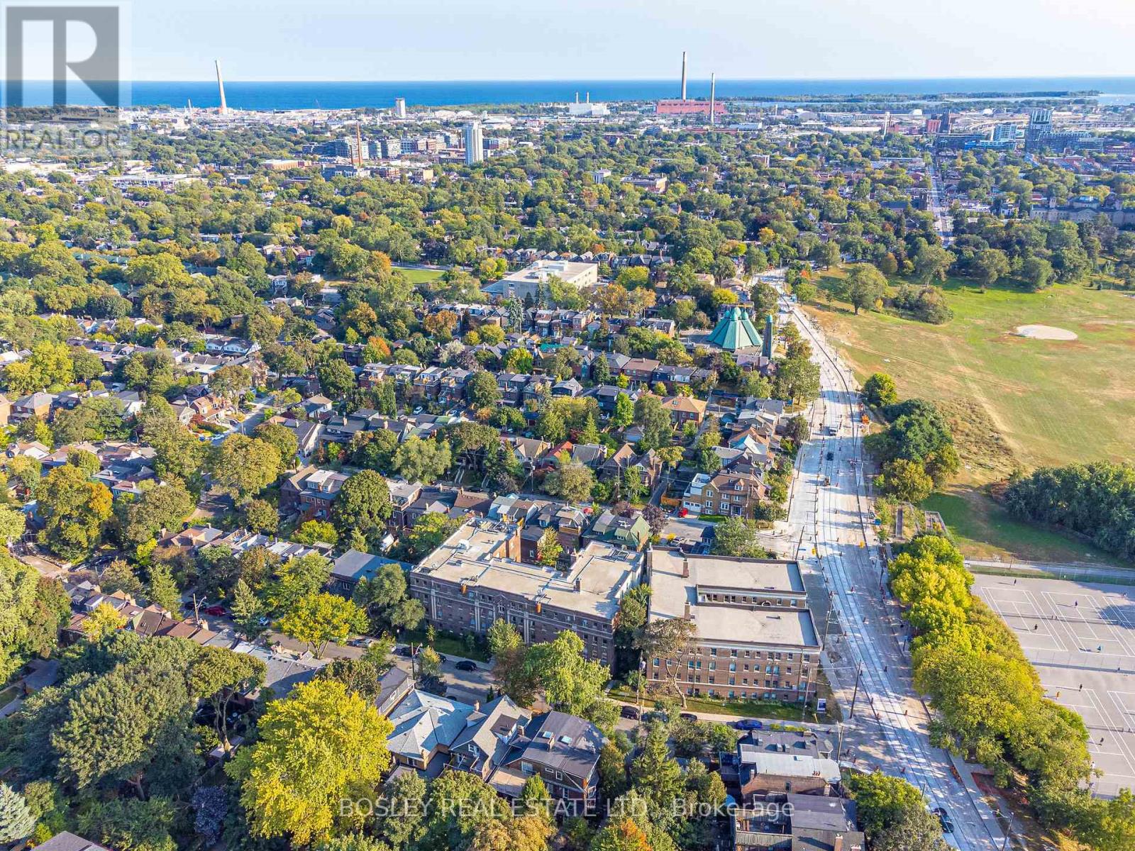 Main - 10 Tennis Crescent, Toronto, Ontario  M4K 1J3 - Photo 14 - E12740402