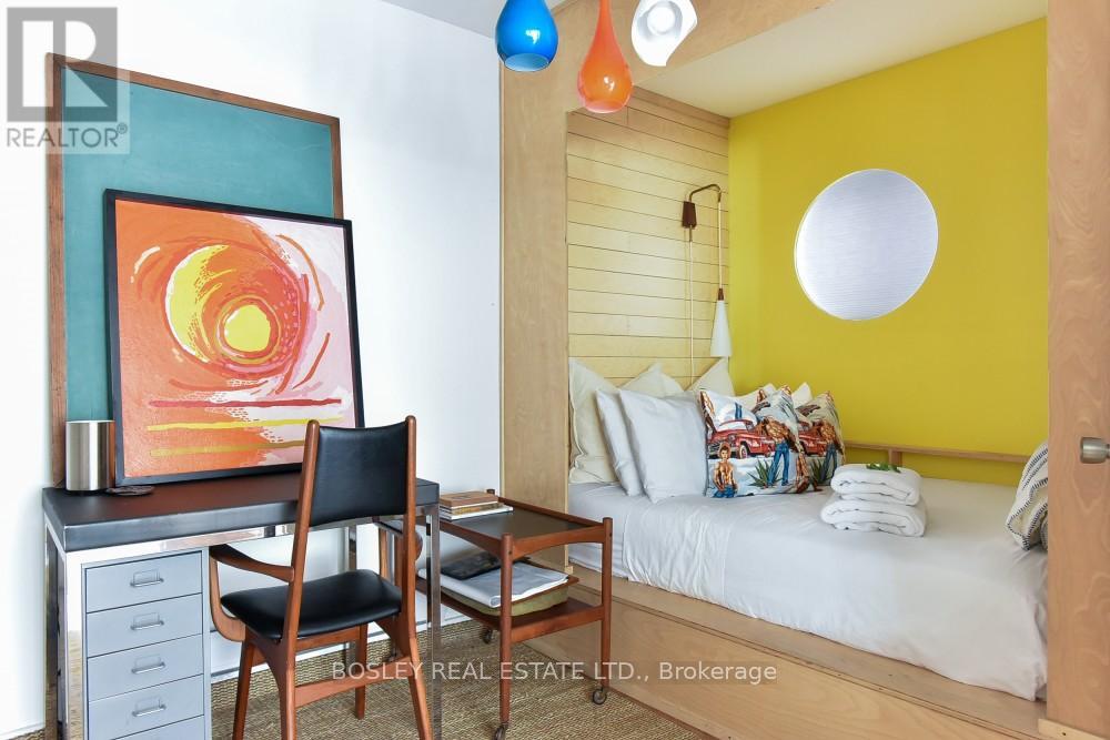 Main - 10 Tennis Crescent, Toronto, Ontario  M4K 1J3 - Photo 7 - E12740402