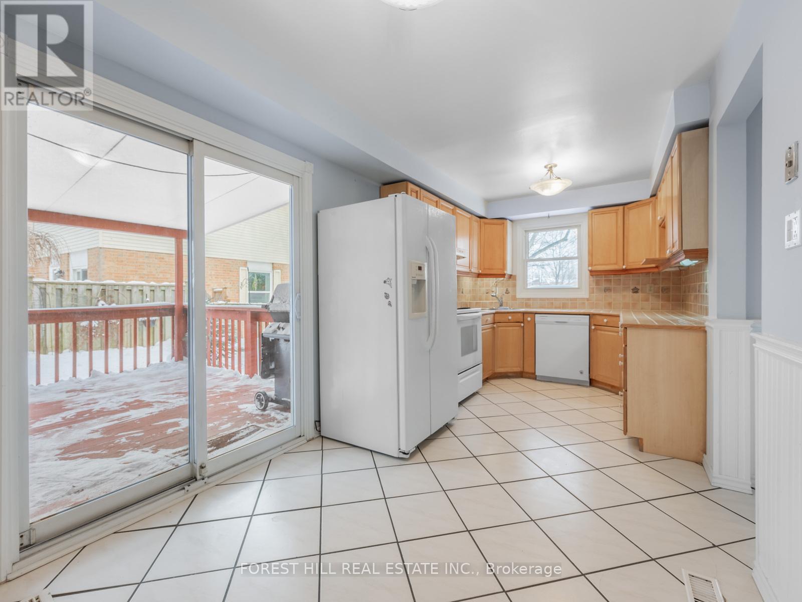 44 Kirkham Drive, Ajax, Ontario  L1S 5K4 - Photo 12 - E12740440